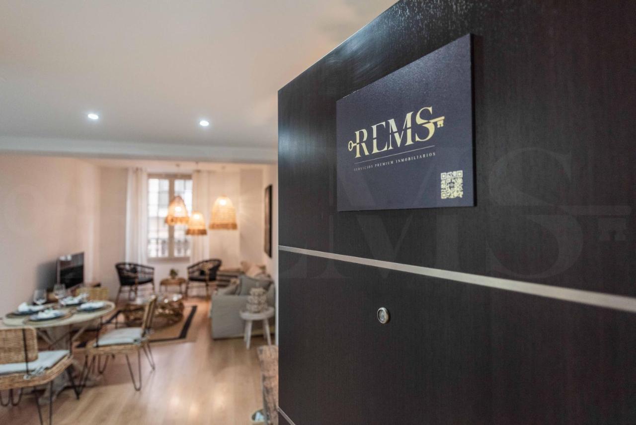 Lovely Boho Apartment With Parking - Historic Center By Rems Μάλαγα Εξωτερικό φωτογραφία